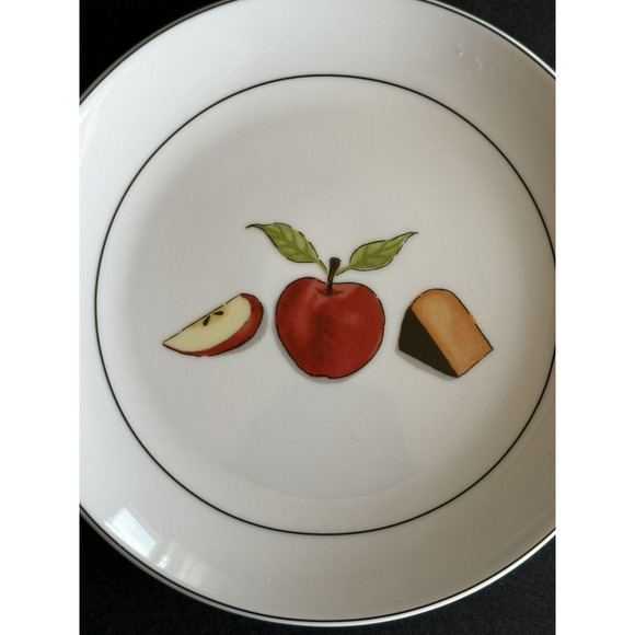 Crate & Barrel NANCY GREEN Fruit Fromage Appetizer Cheese Plates 6 1/2" Set of 6 - Picture 13 of 16